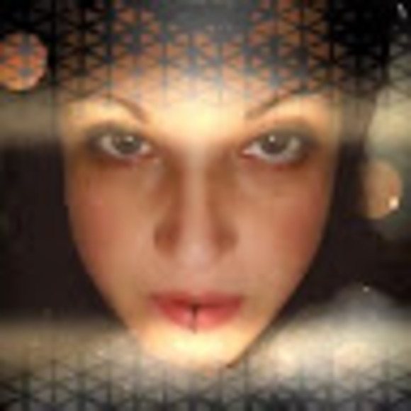 Meet your Posher, Mickieb - Picture 1 of 1